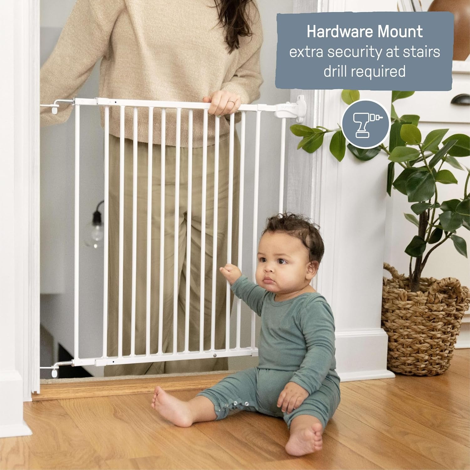 summer infant gate white The Stairway 42W Series Safety Pet and Baby Gate, 28"-42" Wide, 28" Tall, for Stairway or Hallways