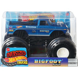 Hot Wheels Monster Trucks, Oversized Monster Truck, 1:24 Scale Die-Cast Toy Truck with Giant