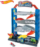 Hot Wheels City Stunt Garage Play Set