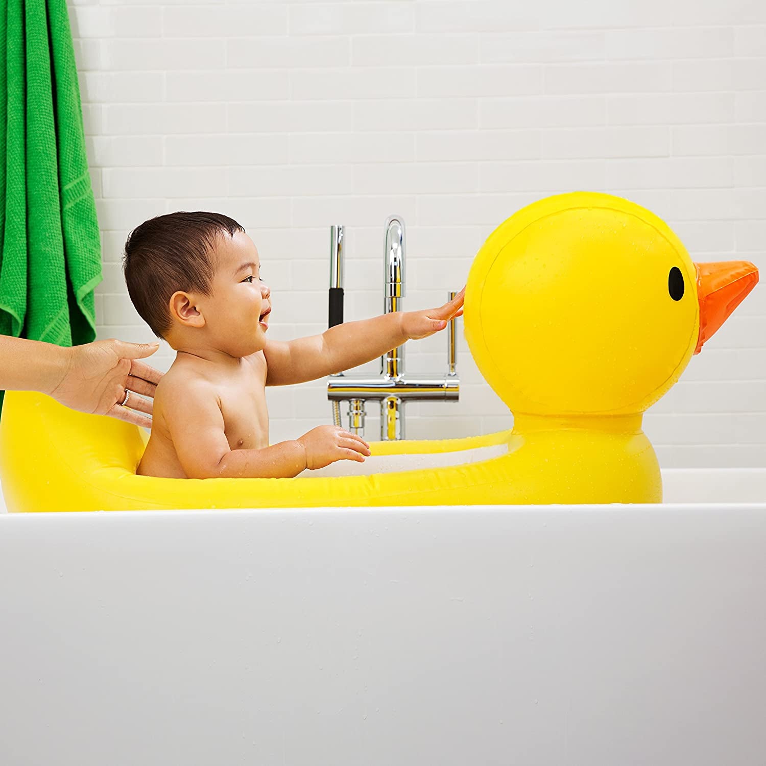 Munchkin Inflatable Safety Duck Tub