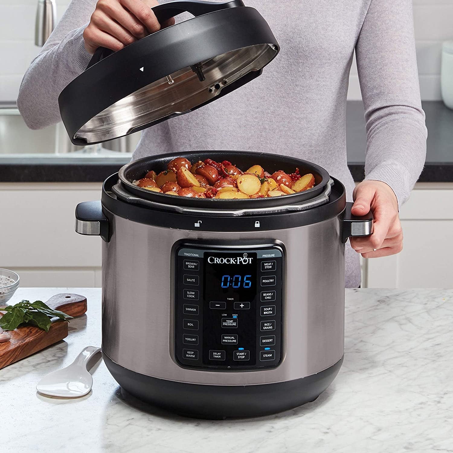 Crock Pot 8 Qt 8-in-1 Multi-use Express Crock Programmable Slow