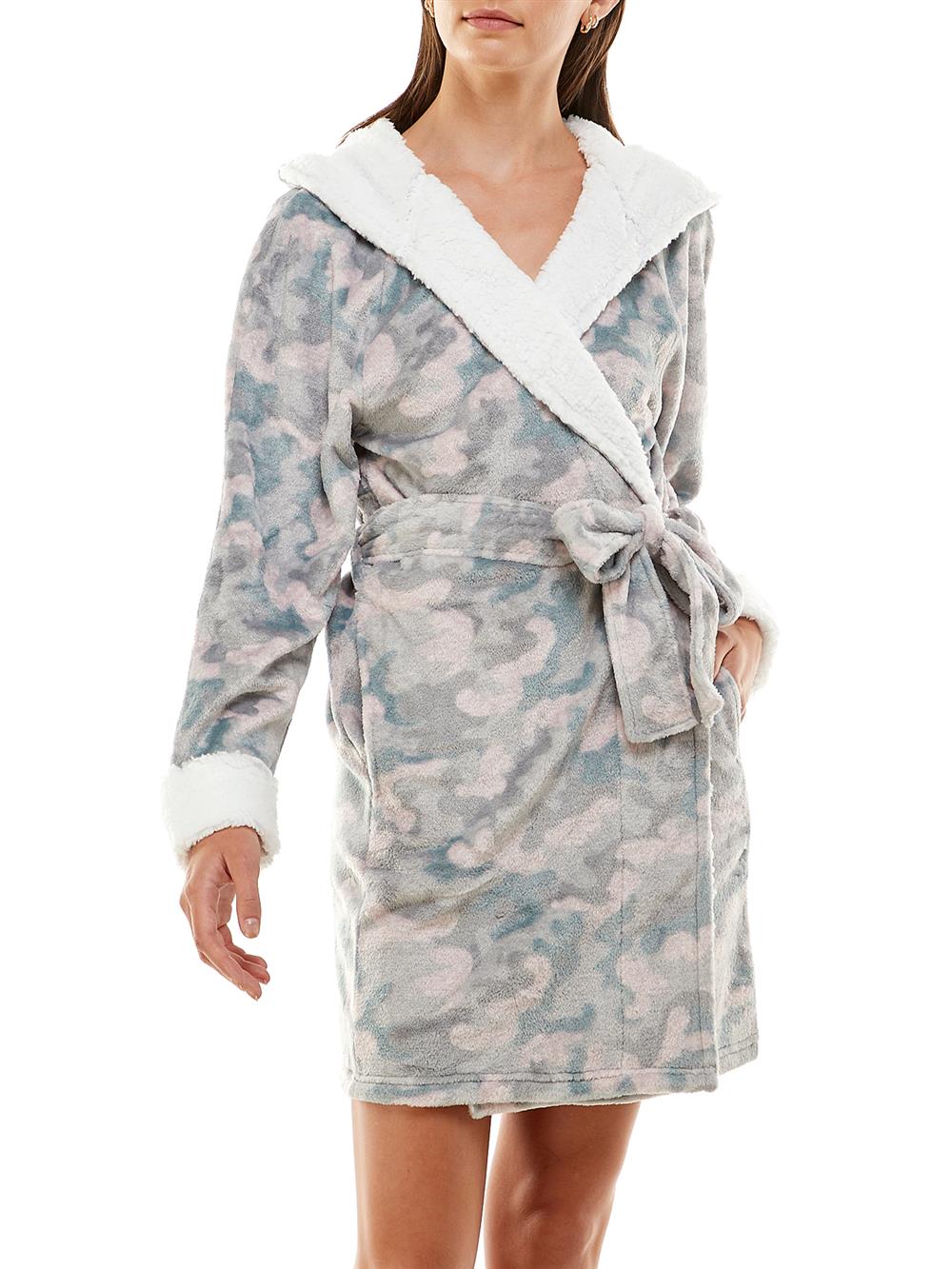 Jaclyn Intimates Womens Long Sleeve Knee Length Sherpa Lined Hooded Belted  Robe - Small / Camouflage